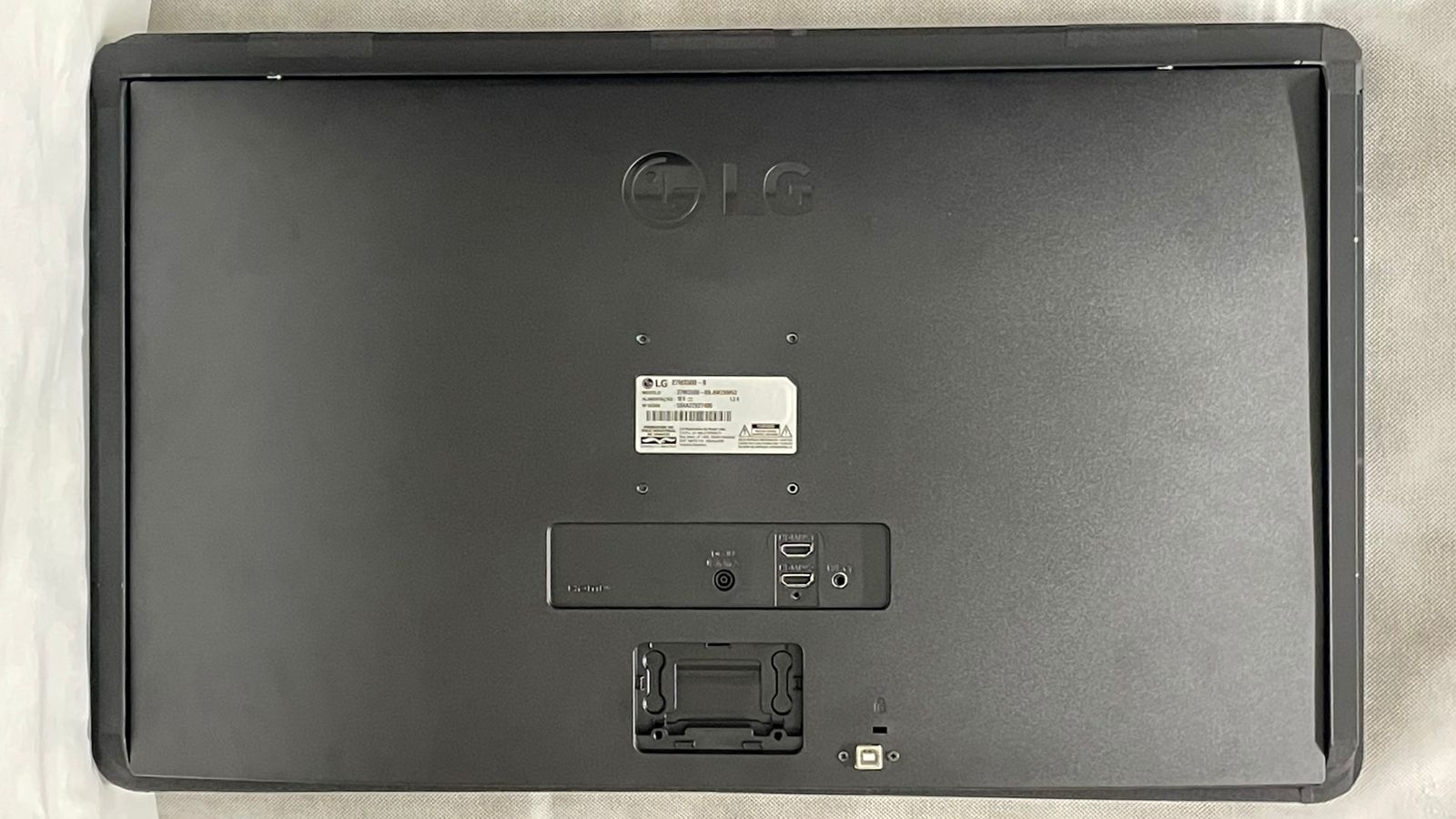 Monitor Multi Touch PCAP 27" Wide - Interface Ilitek – USB com Moldura de Alumínio ou Acrílica - Imagem 2