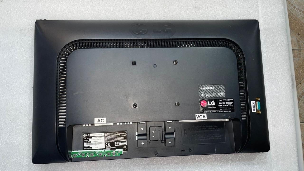 Monitor Single Touch SAW 18.5" Wide - Interface Elo - Dual (USB/Serial) - Imagem 2